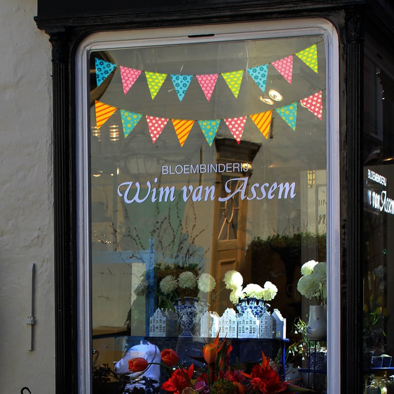 Store window Pennant Flag