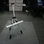 Easel